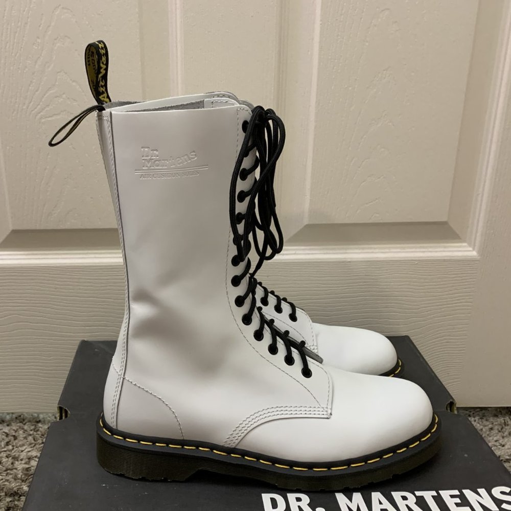 Sold - Rare Dr. Martens 1914 White Boots Size 10UK - Picture 2 of 7